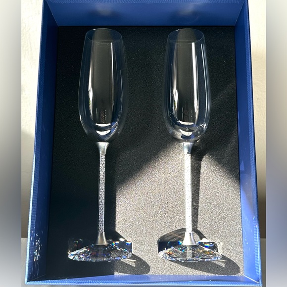 Swarovski CRYSTALLINE Toasting Flutes Set Of 2 New In Box - Picture 2 of 4